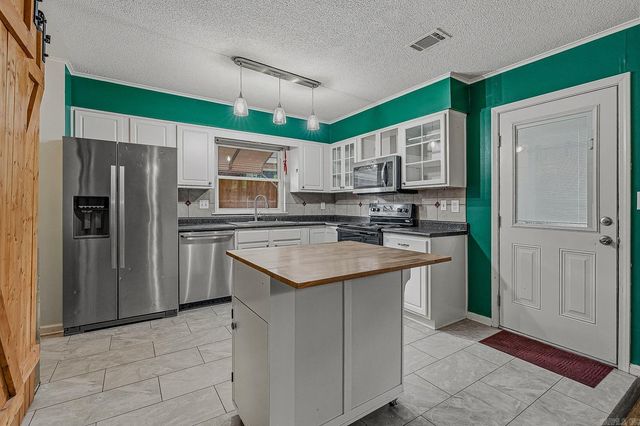 1804 Rich Rd, Jonesboro, AR 72401