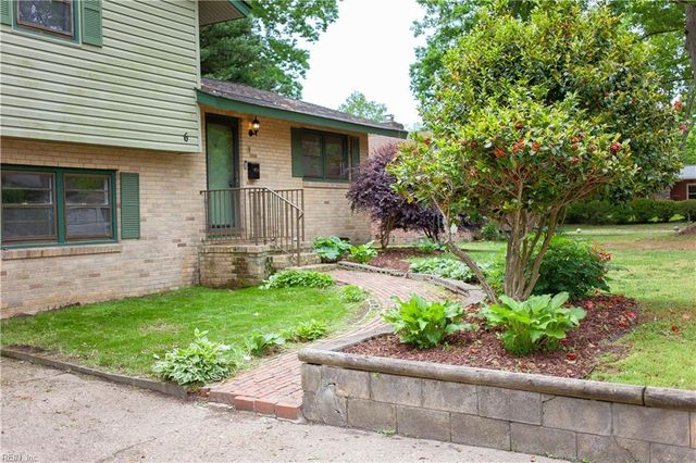 6 Luanita LN, Newport News, VA 23606