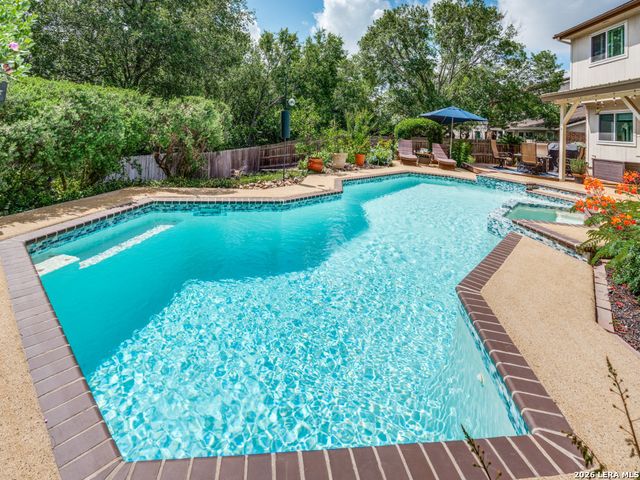2255 Encino Loop, San Antonio, TX 78259