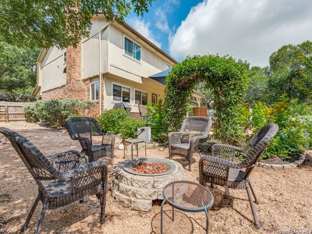 2255 Encino Loop, San Antonio, TX 78259
