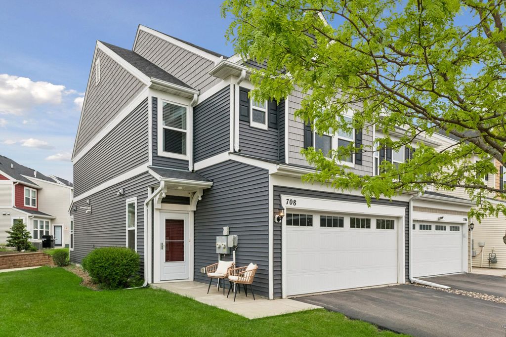 708 Rockburn Road, Chanhassen, MN 55317 — exterior