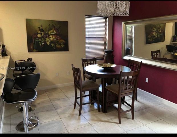 3203 SE 6th St, Homestead, FL 33033