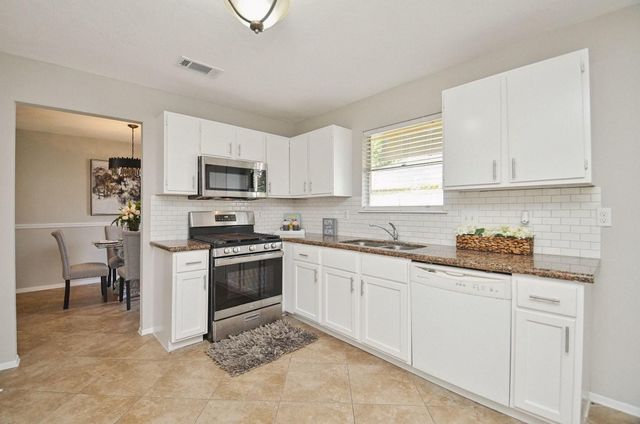 14139 Clear Forest Drive, Sugar Land, TX 77498