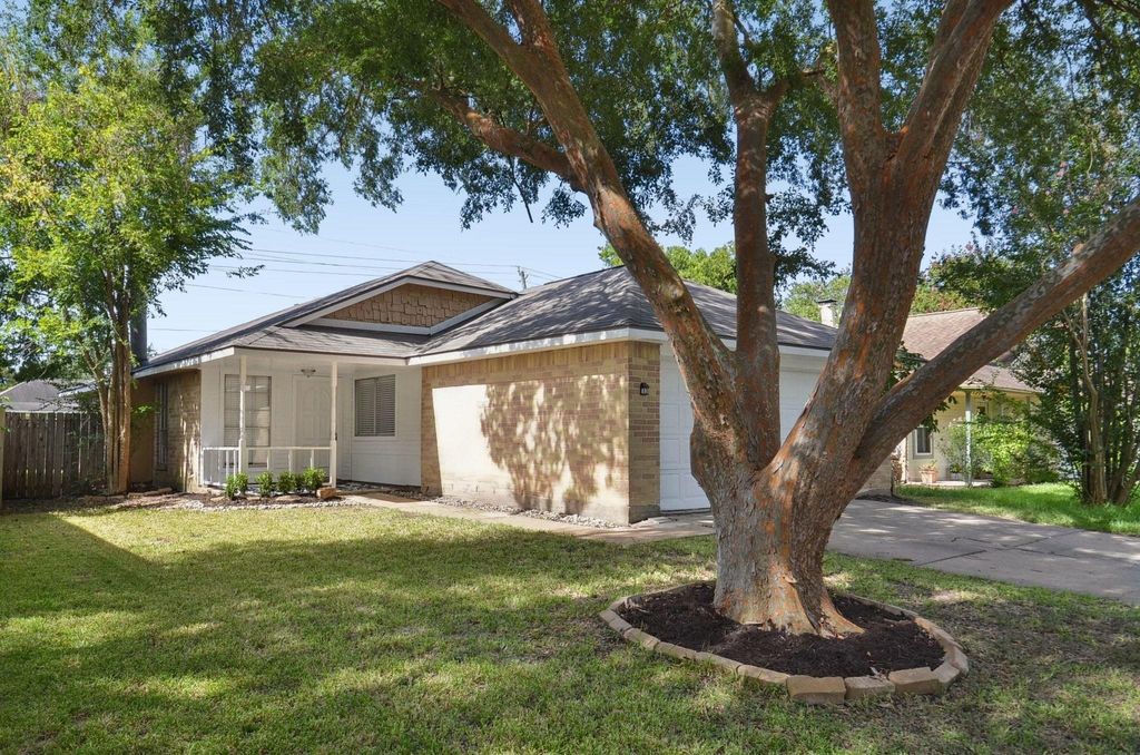 14139 Clear Forest Drive, Sugar Land, TX 77498