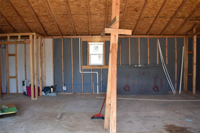 301 Road 5202, Cleveland, TX 77327