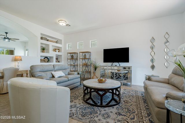 15116 S Camino Rio Puerco, Sahuarita, AZ 85629