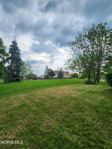 2270 Franklin Avenue, Toledo, OH 43620