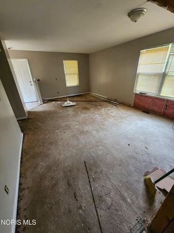 2270 Franklin Avenue, Toledo, OH 43620