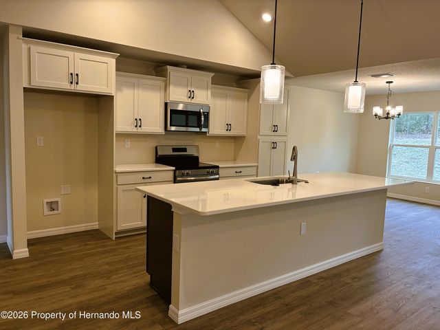 194 Cypress Boulevard, Homosassa, FL 34446