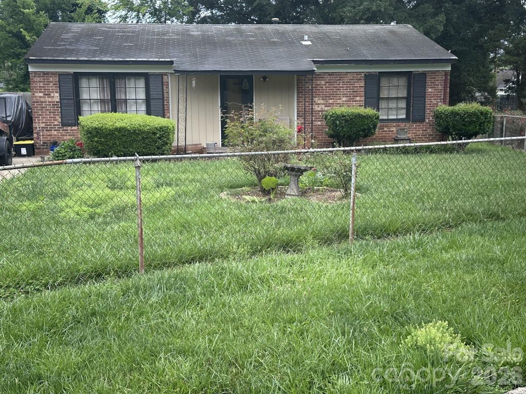 3512 otwell Court, Charlotte, NC 28216