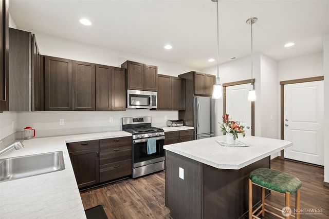 2277 Lapush Avenue SE, Port Orchard, WA 98366