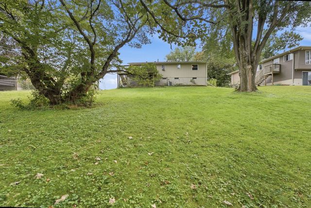 8910 33rd Street, Rock Island, IL 61201