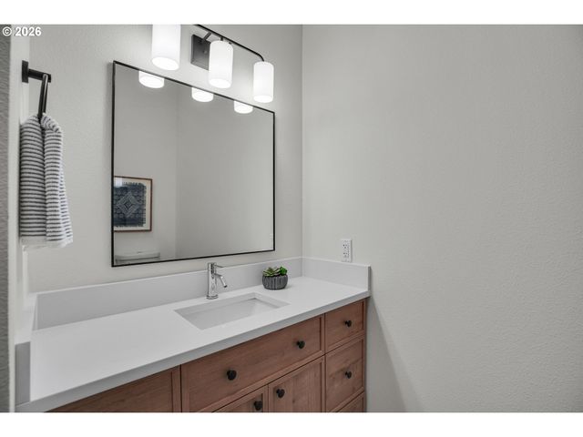 19510 Se KAY St, Milwaukie, OR 97267