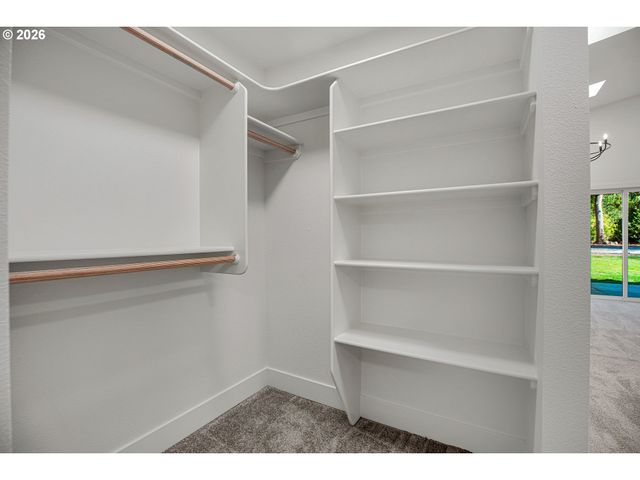 19510 Se KAY St, Milwaukie, OR 97267