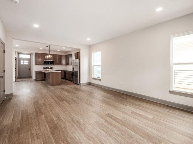 145 Hayden Avenue, Columbus, OH 43222