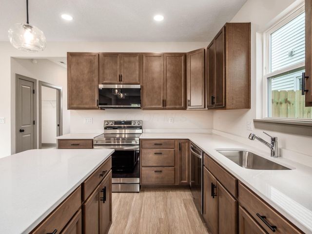 145 Hayden Avenue, Columbus, OH 43222