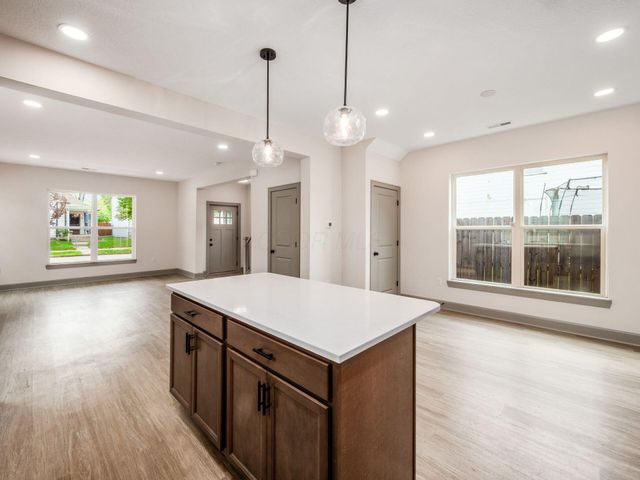 145 Hayden Avenue, Columbus, OH 43222