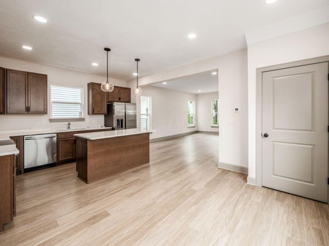 145 Hayden Avenue, Columbus, OH 43222