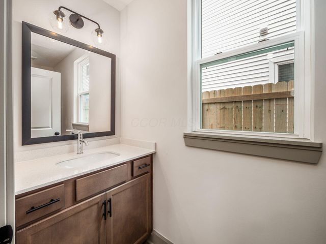 145 Hayden Avenue, Columbus, OH 43222