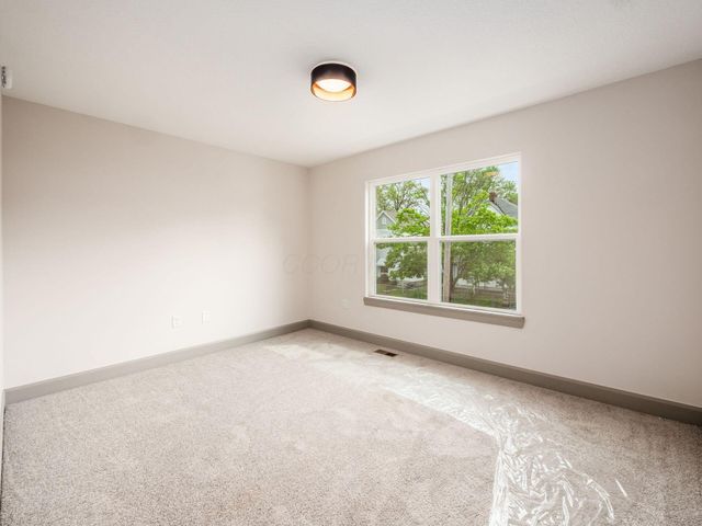 145 Hayden Avenue, Columbus, OH 43222