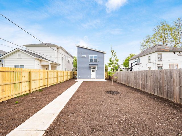 145 Hayden Avenue, Columbus, OH 43222
