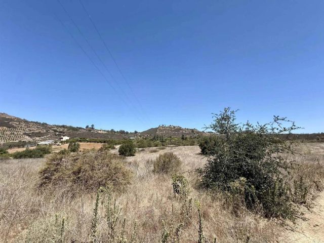 9927 Modrigan, Fallbrook, CA 92028