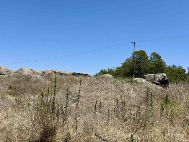 9927 Modrigan, Fallbrook, CA 92028