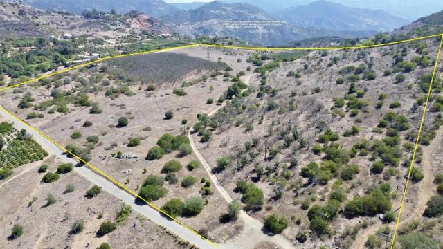 9927 Modrigan, Fallbrook, CA 92028