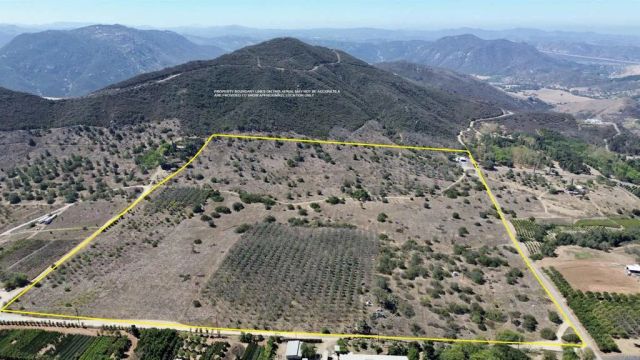 9927 Modrigan, Fallbrook, CA 92028