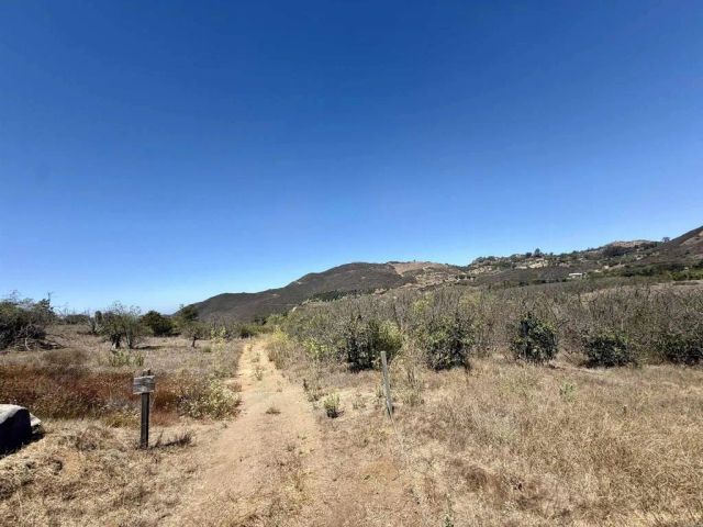 9927 Modrigan, Fallbrook, CA 92028