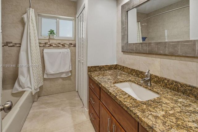 2901 NW 10th Avenue, Wilton Manors, FL 33311