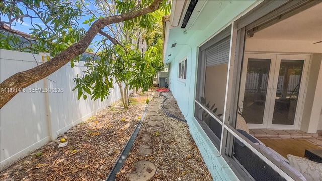2901 NW 10th Avenue, Wilton Manors, FL 33311