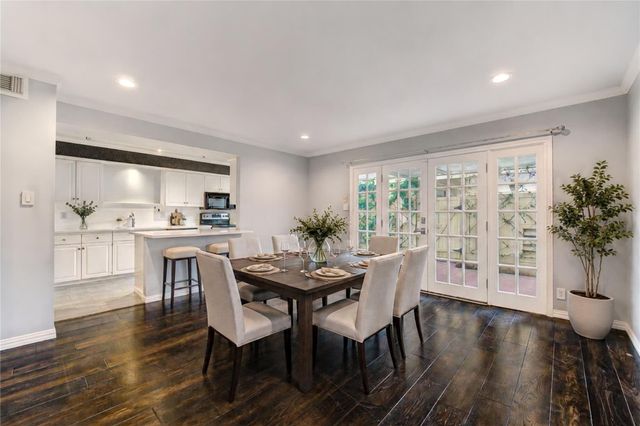 6324 Briar Rose Drive 198, Houston, TX 77057