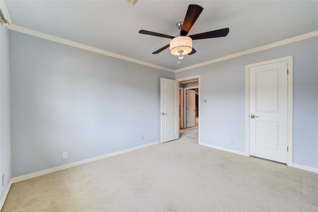 6324 Briar Rose Drive 198, Houston, TX 77057