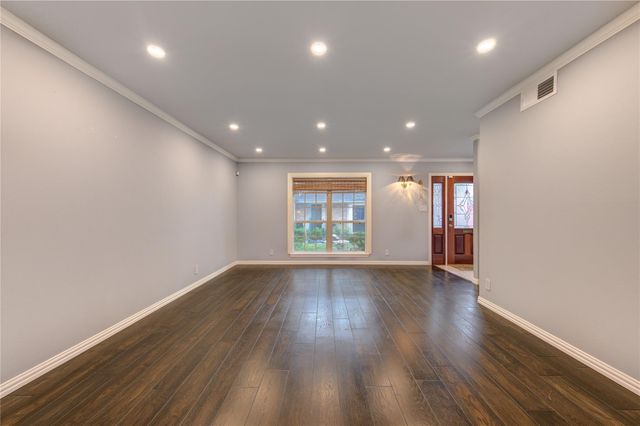 6324 Briar Rose Drive 198, Houston, TX 77057