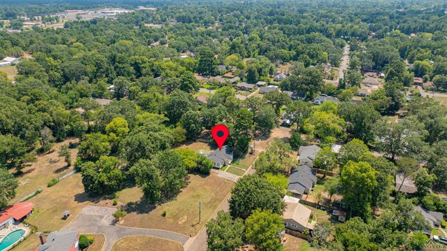 1306 Mobile St, Marshall, TX 75670