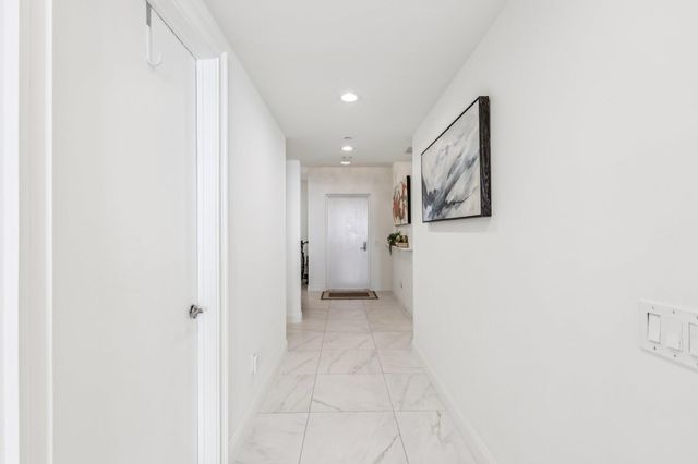2640 Lake Shore Drive 2008, Riviera Beach, FL 33404