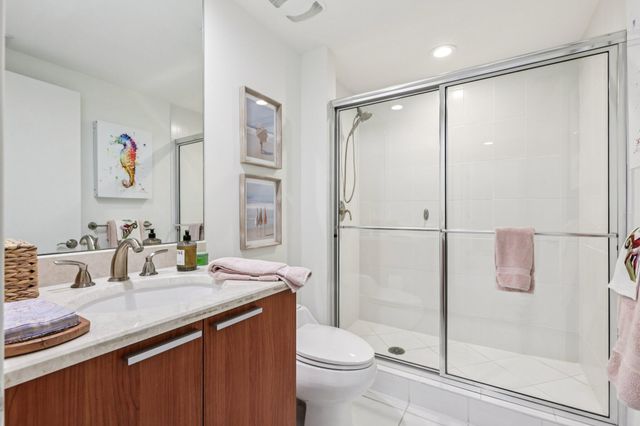 2640 Lake Shore Drive 2008, Riviera Beach, FL 33404