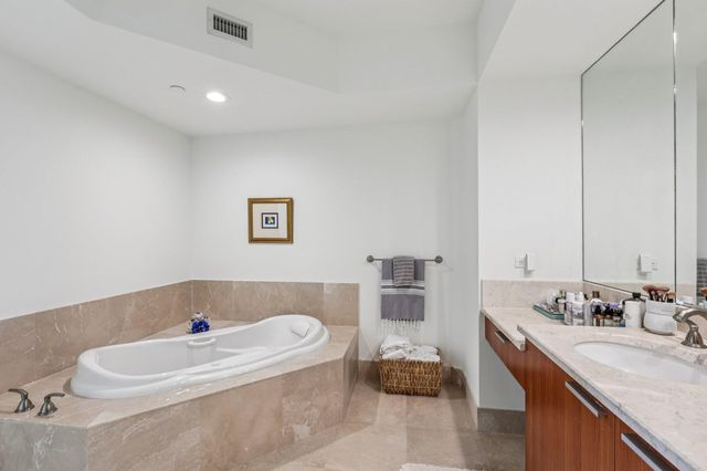 2640 Lake Shore Drive 2008, Riviera Beach, FL 33404
