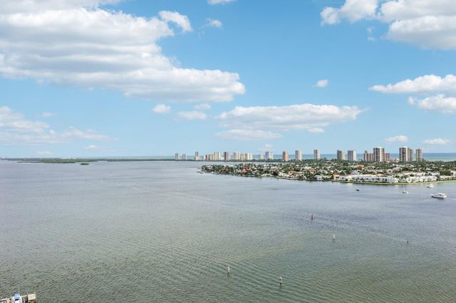 2640 Lake Shore Drive 2008, Riviera Beach, FL 33404