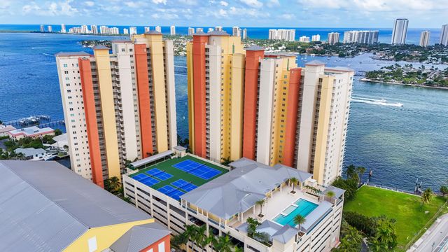 2640 Lake Shore Drive 2008, Riviera Beach, FL 33404