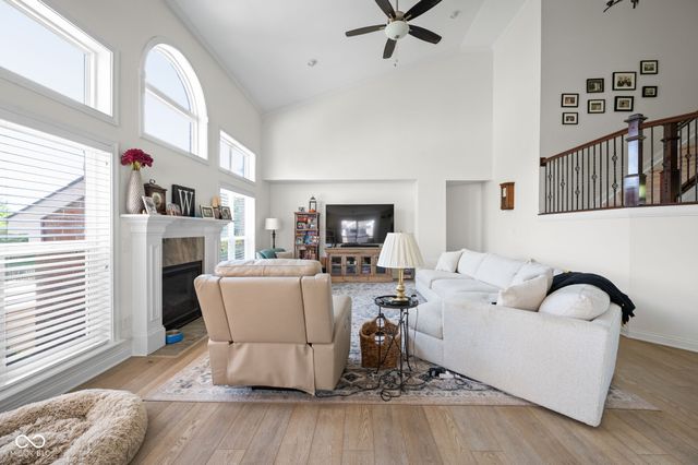 4462 Wellswood Bend, Carmel, IN 46033