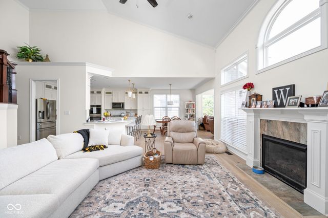 4462 Wellswood Bend, Carmel, IN 46033