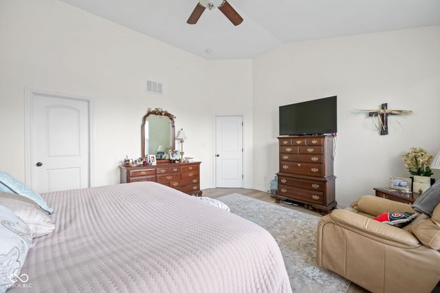 4462 Wellswood Bend, Carmel, IN 46033