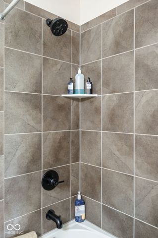 4462 Wellswood Bend, Carmel, IN 46033