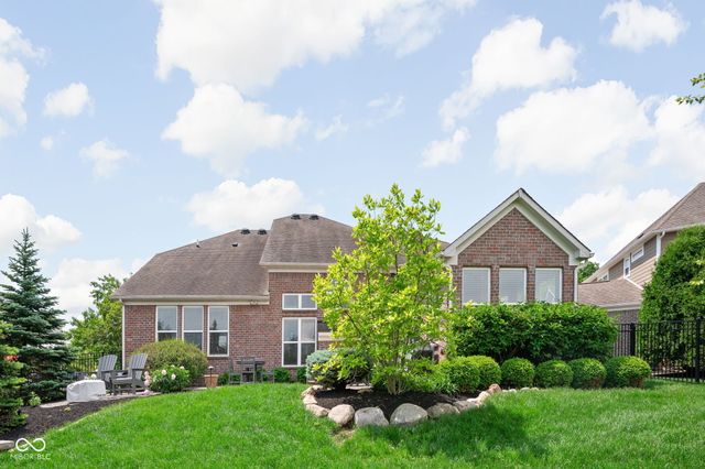 4462 Wellswood Bend, Carmel, IN 46033