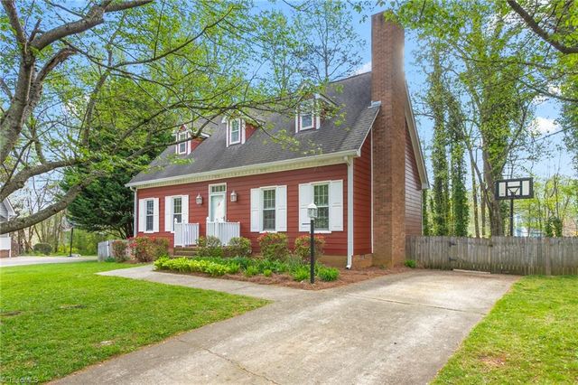 3922 Pondfield Court, Greensboro, NC 27410