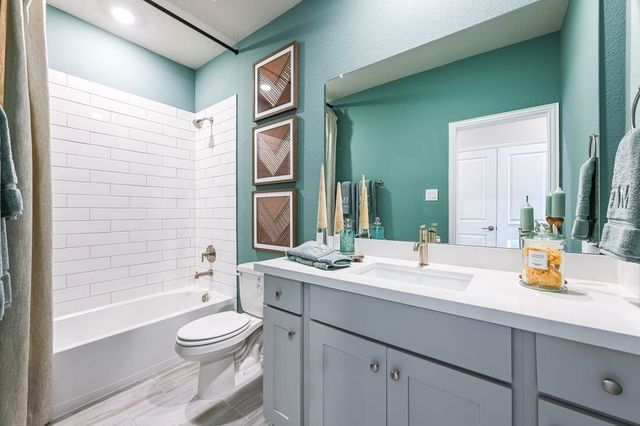530 Chatham Street, Oak Point, TX 75068