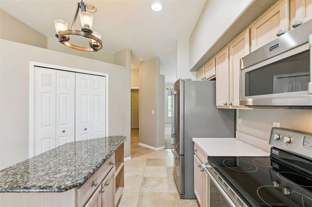 237 STRATHMORE CIRCLE, Kissimmee, FL 34744