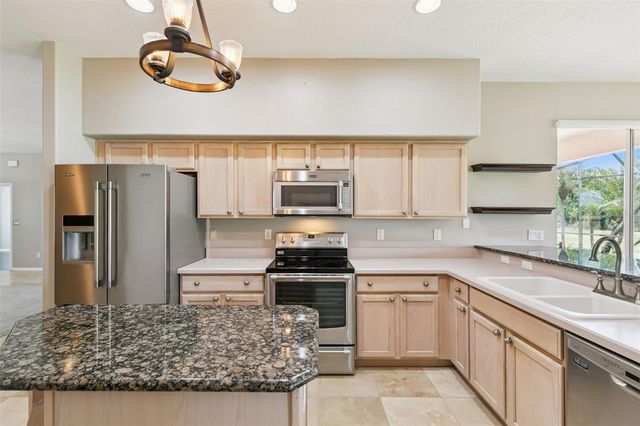 237 STRATHMORE CIRCLE, Kissimmee, FL 34744